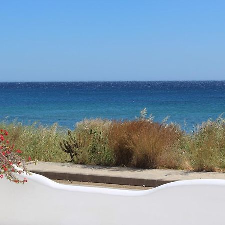 Blue Sea Villa & Apartments Makrýgialos Eksteriør billede