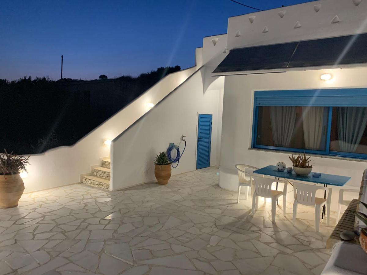 Blue Sea Villa & Apartments Makrýgialos Eksteriør billede